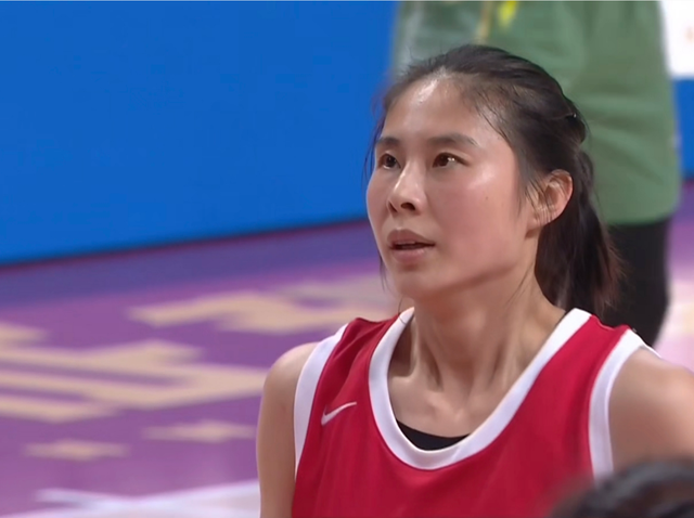 开云官网-王思雨打出巅峰级表现！31岁王思雨替补出战，砍下全场最高的21分